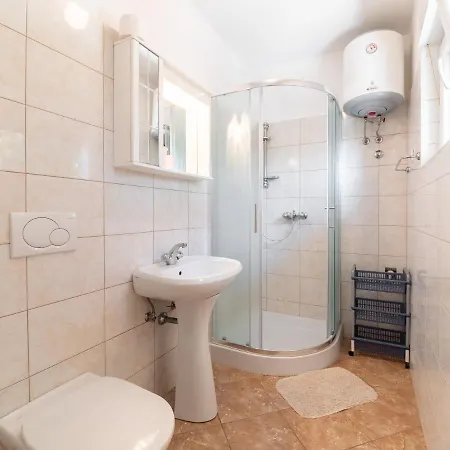 Mimoza Guest house